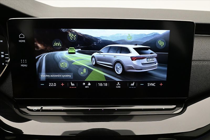 Škoda Octavia 2,0 TDI 110 kW DSG STYLE Záruk - fotka 19 z 32