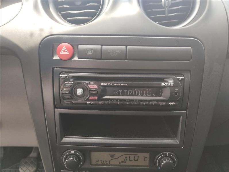Seat Cordoba 1,4 63KW - fotka 13 z 15