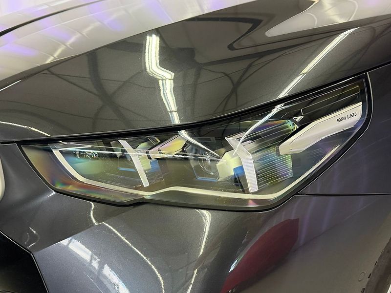 BMW Řada 5 520d xDrive M-SPORT, HARMAN&KA - fotka 8 z 35
