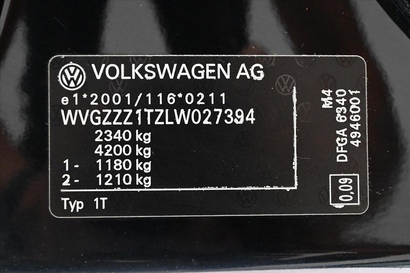 Volkswagen Touran 2,0 TDI 110kW DSG Highline 7mí - fotka 13 z 33