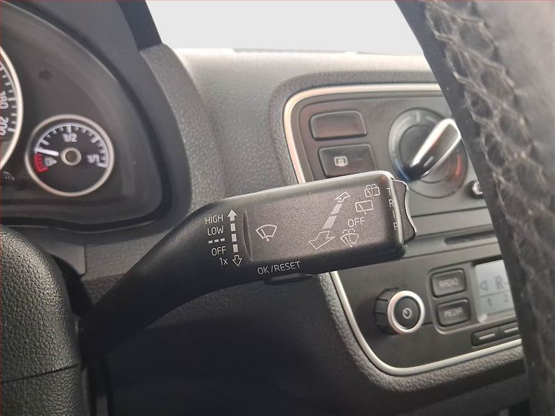 Škoda Citigo (2014) Ambition 1.0 MPI, Tempomat - fotka 16 z 19