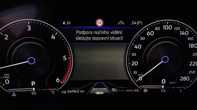 Volkswagen Touareg R-LINE TDI 210kW-ČR-NEHAV-DPH- - fotka 22 z 39
