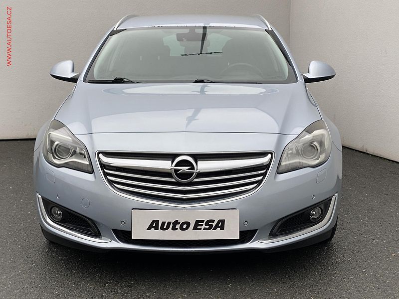 Opel Insignia (2014) 2.0CDTi Sport, bixen, kůže - fotka 2 z 17