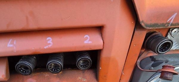 Praga (2000) UV80, 4X4 sypač 2.5m3 radlice - fotka 8 z 15