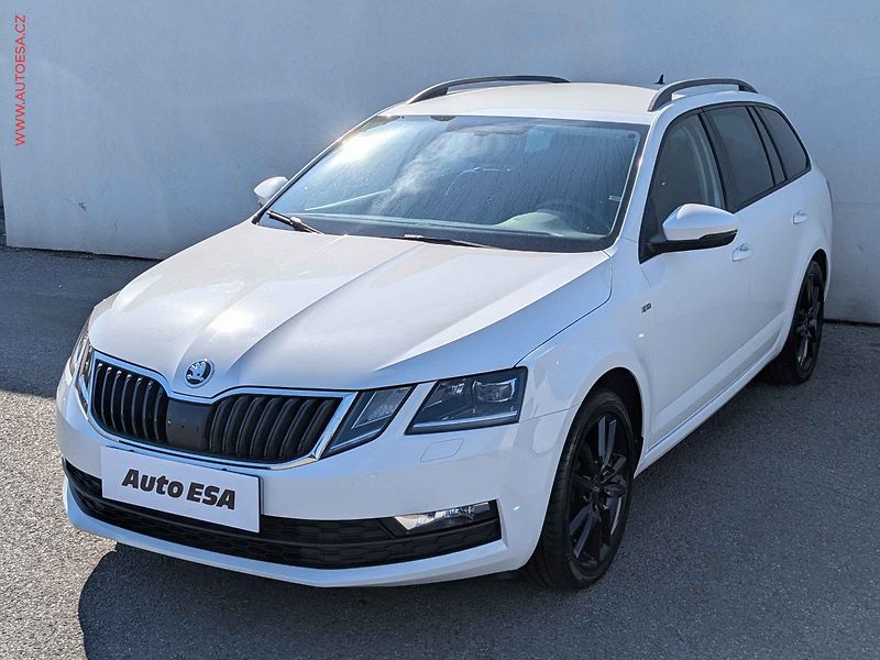 Škoda Octavia (2019) 2.0 TDi, Soleil, DSG - fotka 3 z 23