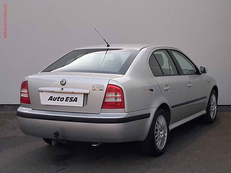 Škoda Octavia (2001) 1.9TDi, 2.maj,ČR, servis - fotka 4 z 16