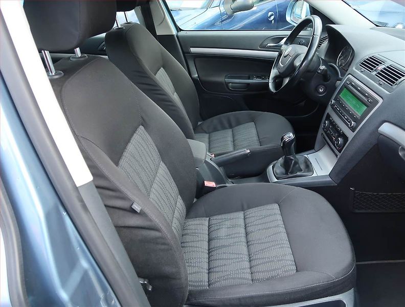 Škoda Octavia (2011) 1.8 TSI, Serv.kniha, Tempomat - fotka 9 z 15