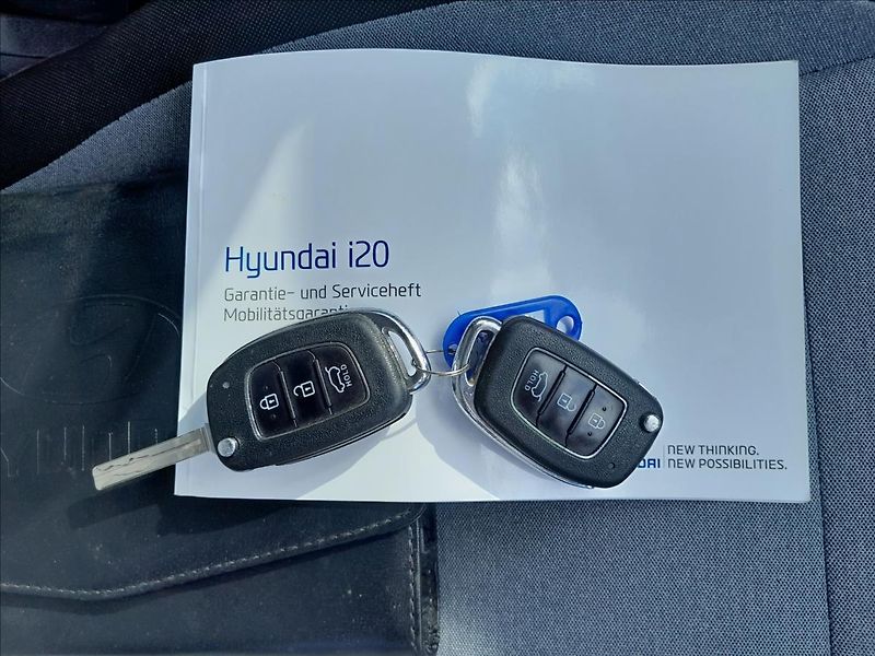 Hyundai i20 1,25i 16V 55kW - fotka 42 z 45