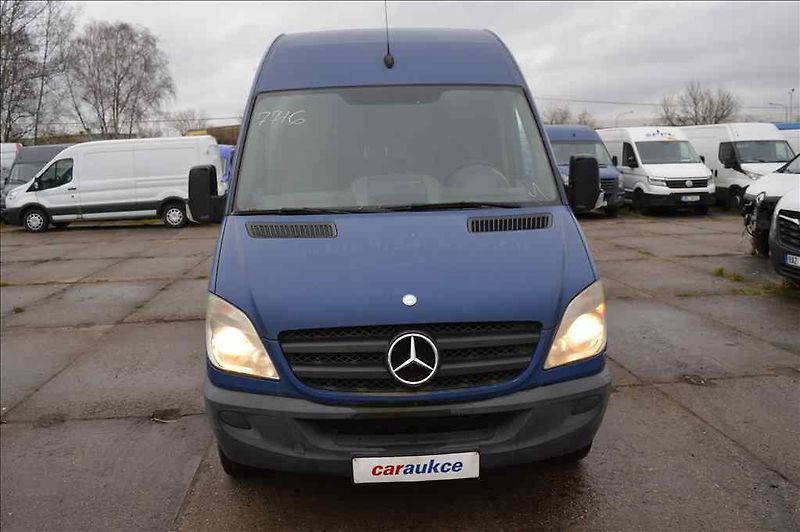 Mercedes-Benz Sprinter (2009) 313 CDI - fotka 2 z 23