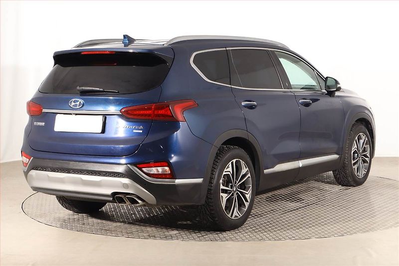 Hyundai Santa Fe (2019) Style 2.2 CRDi, 4X4, Automat - fotka 5 z 34