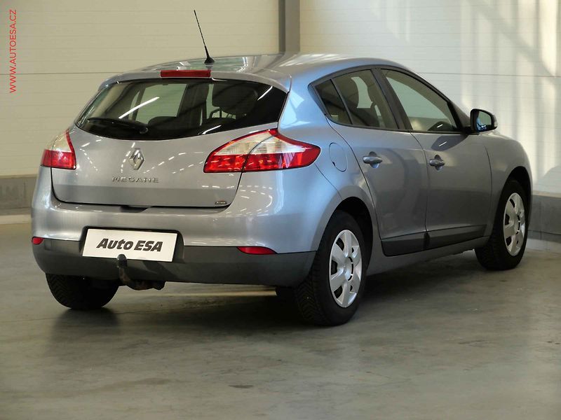 Renault Mégane (2009) 1.6i, AC, STK6/28 - fotka 4 z 17