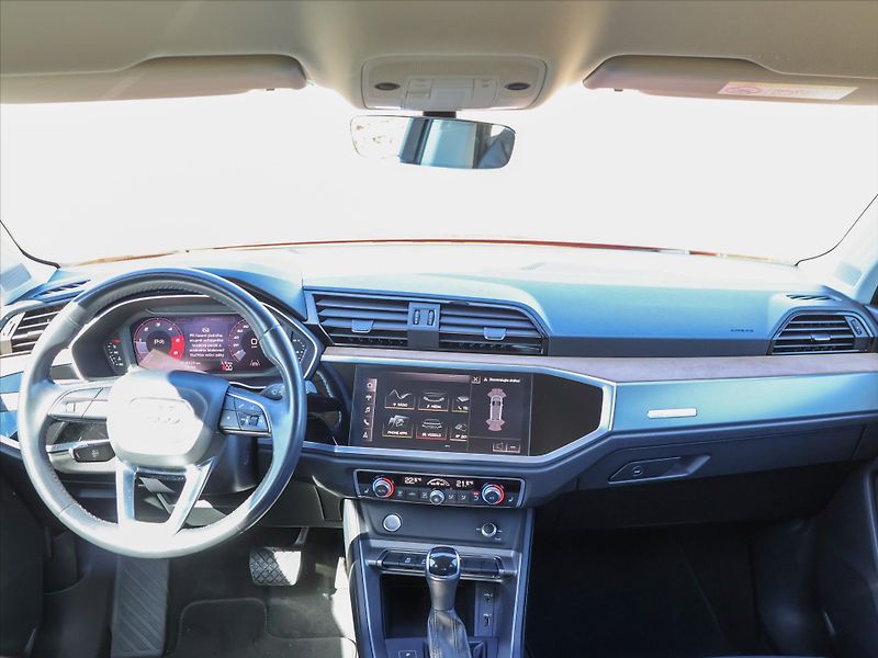 Audi Q3 2,0 TDI Advanced Virtual CZ DP - fotka 27 z 34