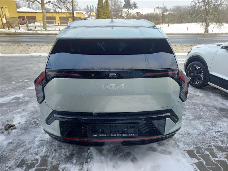 Kia EV3 4x2 GT-LINE+ V2L (2026) - fotka 4 z 6