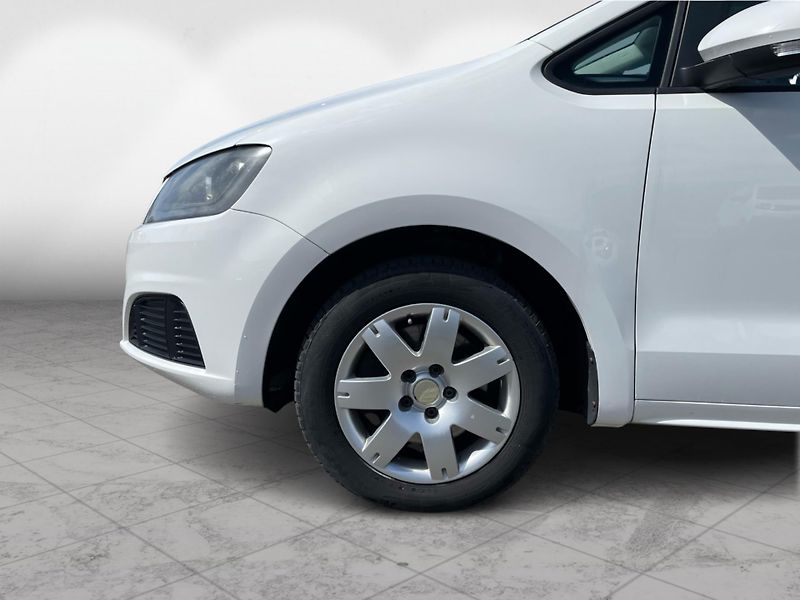 Seat Alhambra A 1.4 TSI - fotka 10 z 23
