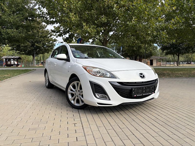 Mazda 3 1.6 90th Anniversary - fotka 2 z 31