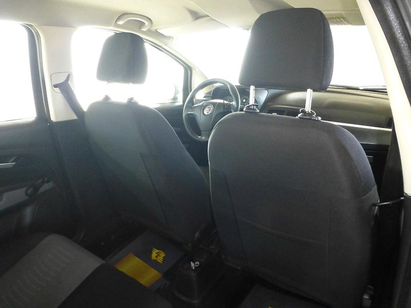 Fiat Punto (2008) 1,3JTD*KLIMATIZA*+SADA ALU KOL - fotka 20 z 24