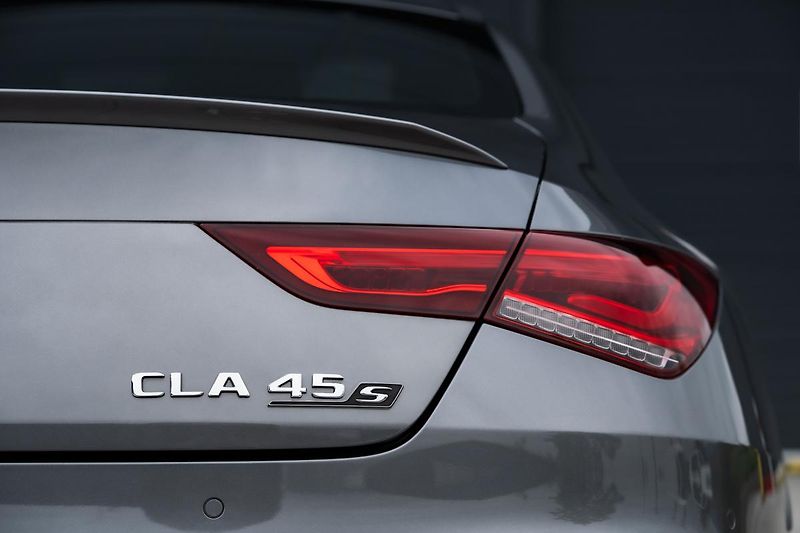 Mercedes-Benz CLA (2022) AMG CLA 45 s 4Matic+ - fotka 14 z 121
