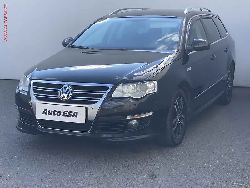 Volkswagen Passat (2009) 2.0TDi, 2.maj, Bixenon, AC - fotka 3 z 19