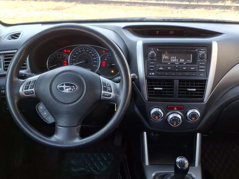 Subaru Forester 2.0 110 kw 4x4 Rezervace - fotka 27 z 38