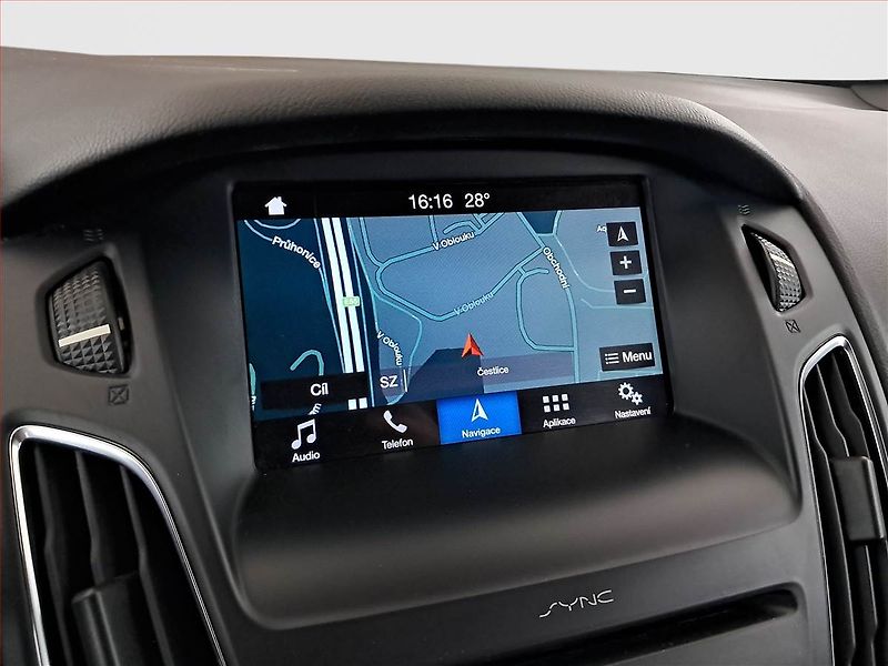 Ford Focus (2018) ST-Line 1.5 EcoBoost, Navi - fotka 18 z 18