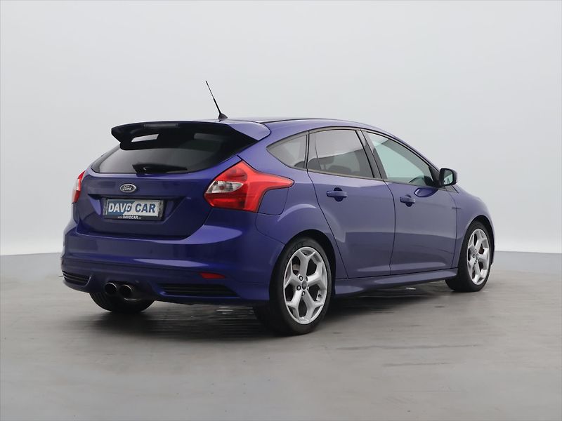 Ford Focus 2,0 EB 184kW ST Aut.klima - fotka 7 z 34