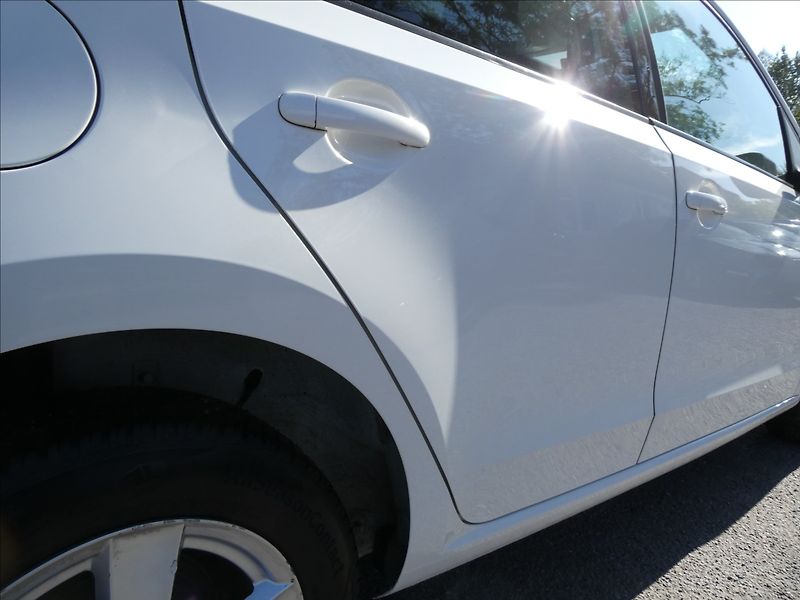 Volkswagen up! 1,0 MPi klima,serviska,2.maj. - fotka 13 z 45