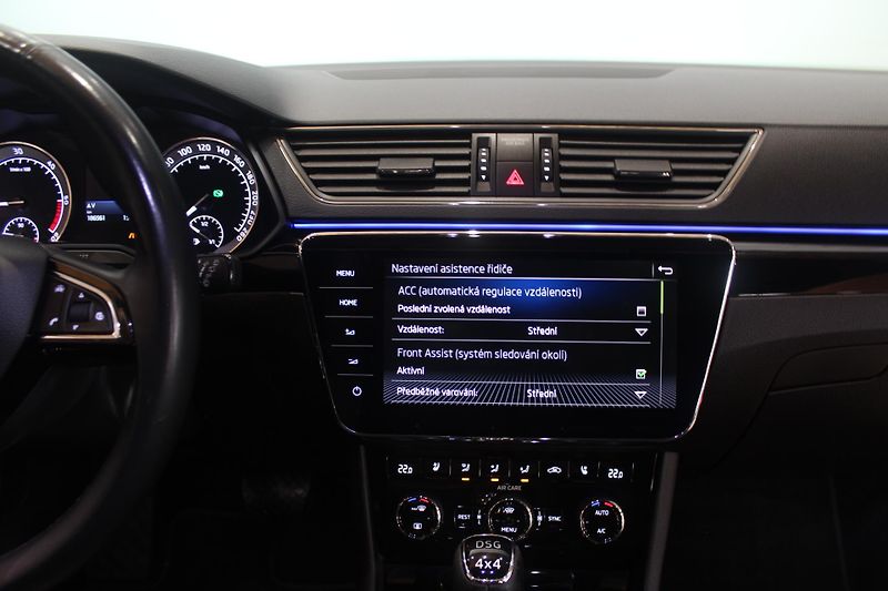 Škoda Superb (2017) 2.0TDI DSG 4x4 L&K  - fotka 33 z 41