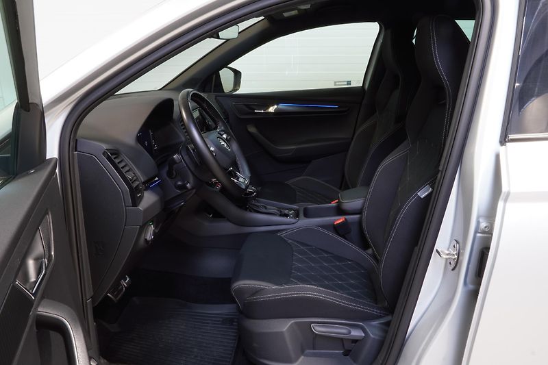 Škoda Karoq 2.0TSI,DSG,4x4,Sportl.NzTopení - fotka 17 z 39
