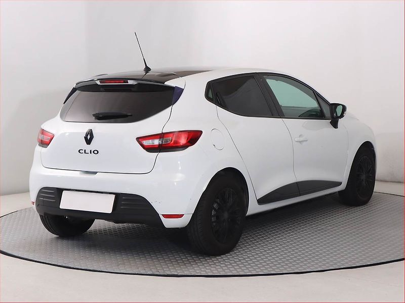 Renault Clio (2018) 1.2 16V, Tempomat - fotka 5 z 17