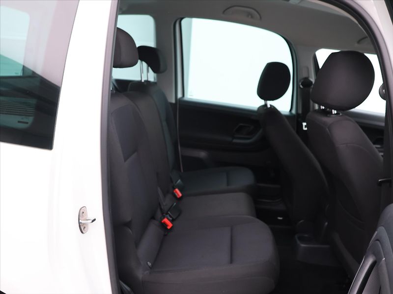 Škoda Roomster 1,2 TSI 63kW Elegance Tažné - fotka 12 z 28