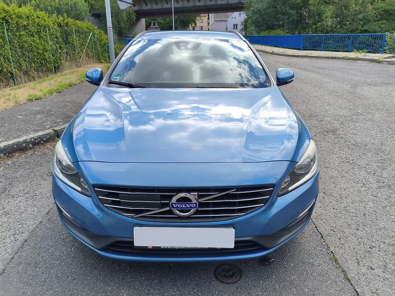 Volvo V60 (2014) 1,6 Diesel - fotka 9 z 33