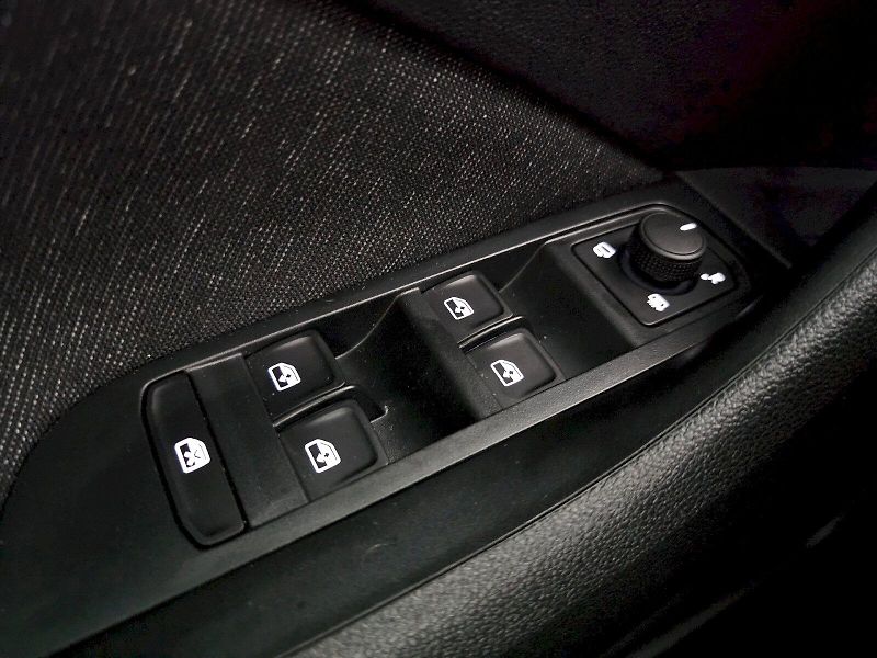 Škoda Kamiq (2025) 1.0TSi 85kW TOP SELECTION TAŽN - fotka 28 z 35