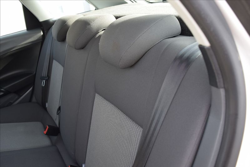 Seat Ibiza 1,4 16V 63KW NÍZKÝ NÁJEZD ALU - fotka 16 z 35