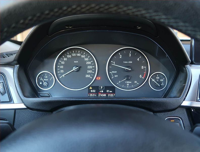 BMW Řada 3 (2014) 320d xDrive GT, 4X4, Automat - fotka 11 z 22