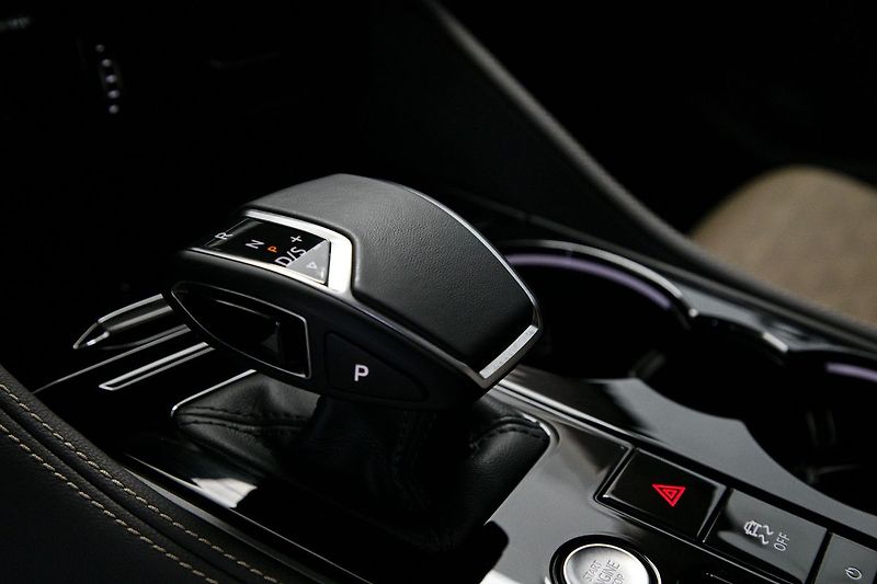 Volkswagen Touareg 3.0TDI 210kW Weba Tažné ZÁRUKA - fotka 26 z 46