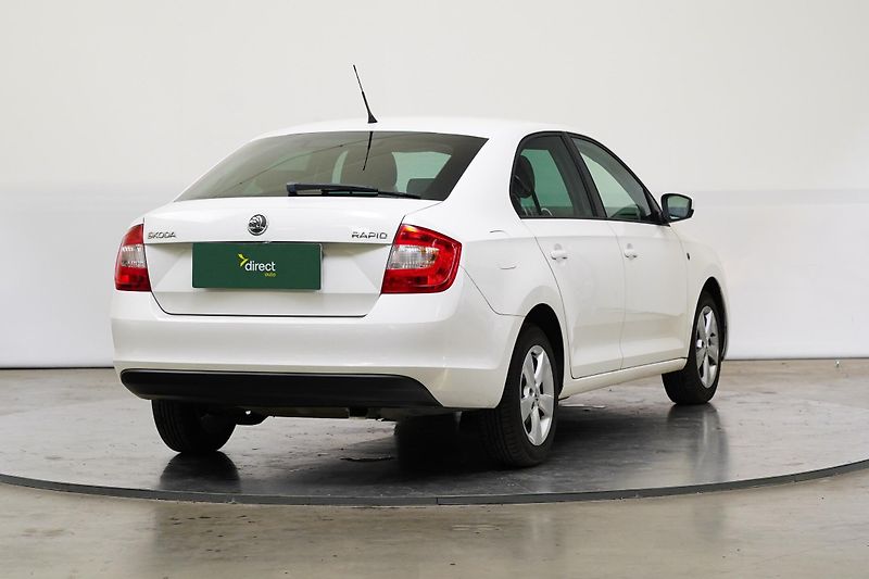 Škoda Rapid - fotka 2 z 34
