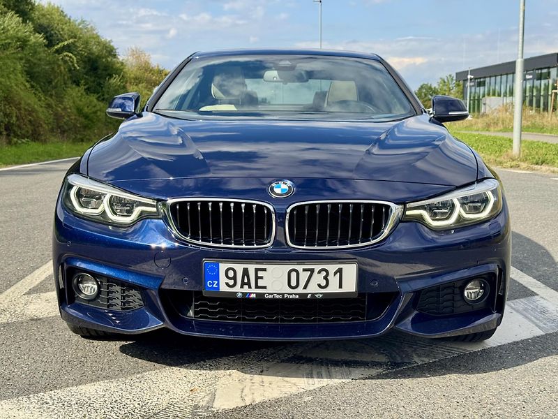 BMW Řada 4 (2017) BMW 440i xDrive Coupé F32 - fotka 2 z 27