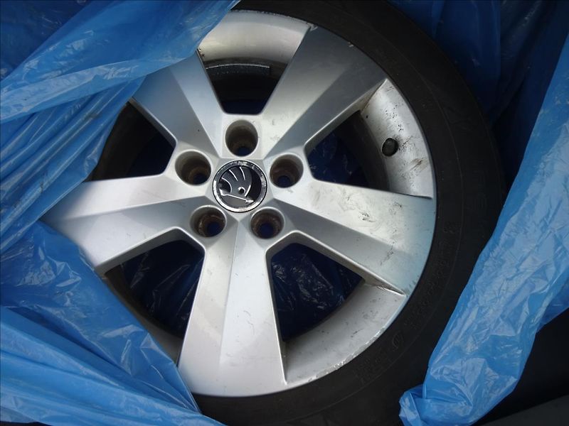 Škoda Rapid 1.2TSI 66kW - fotka 26 z 46