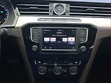 Volkswagen Passat (2016) 2.0 TDI, Automat, Serv.kniha - náhled 12