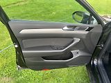 Volkswagen Passat 2.0TDI 110KW,NAVI,LED,APP,ALU - náhled 13