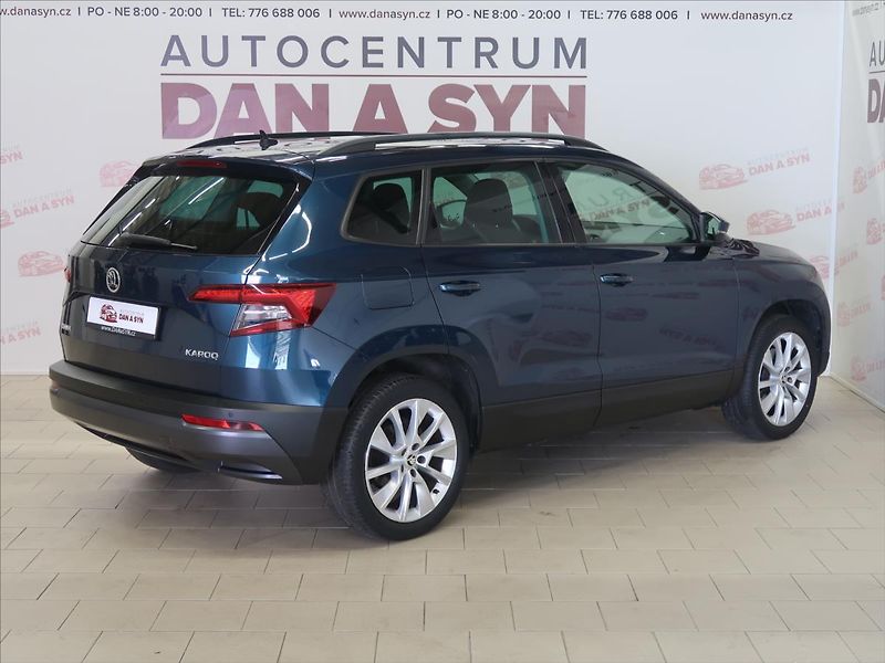 Škoda Karoq 1,5 TSI STYLE 1. majitel TOP - fotka 4 z 40