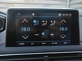 Peugeot 3008 1,5bHDi Allure EAT8 S&S Pano - náhled 17
