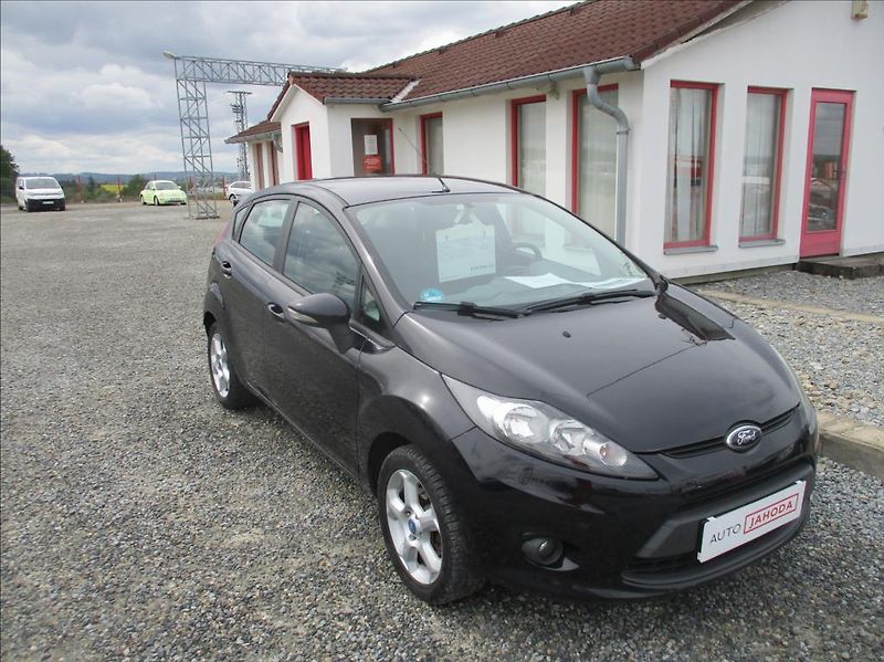 Ford Fiesta 1,2 i, klima, serv. kniha, - fotografie inzerátu