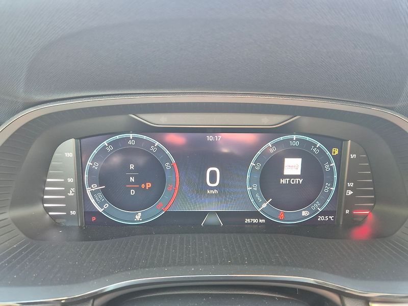 Škoda Octavia Combi 1,5 TSI e-TEC 110kW DSG - fotka 16 z 31