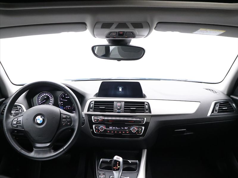BMW Řada 1 2,0 Ti 135 kW Automat Xenon - fotka 24 z 32