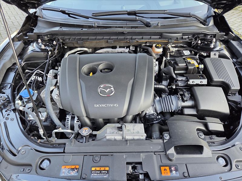 Mazda 6 2,5 Skyactiv-G 143kW A/T NEHAV - fotka 17 z 20