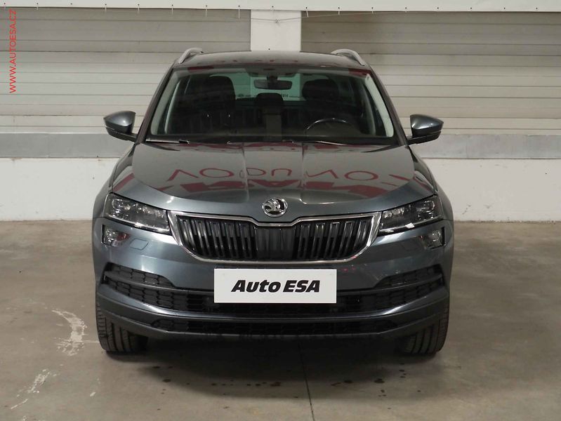 Škoda Karoq (2017) 2.0 TDi 4x4, 1.maj,ČR, LED - fotka 2 z 22