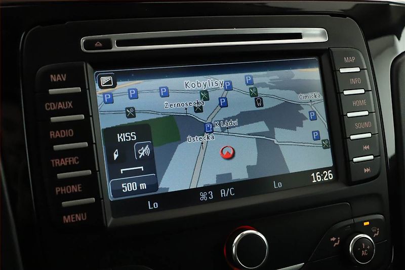 Ford S-MAX (2013) Titanium 2.2 TDCi, Automat - fotka 10 z 19