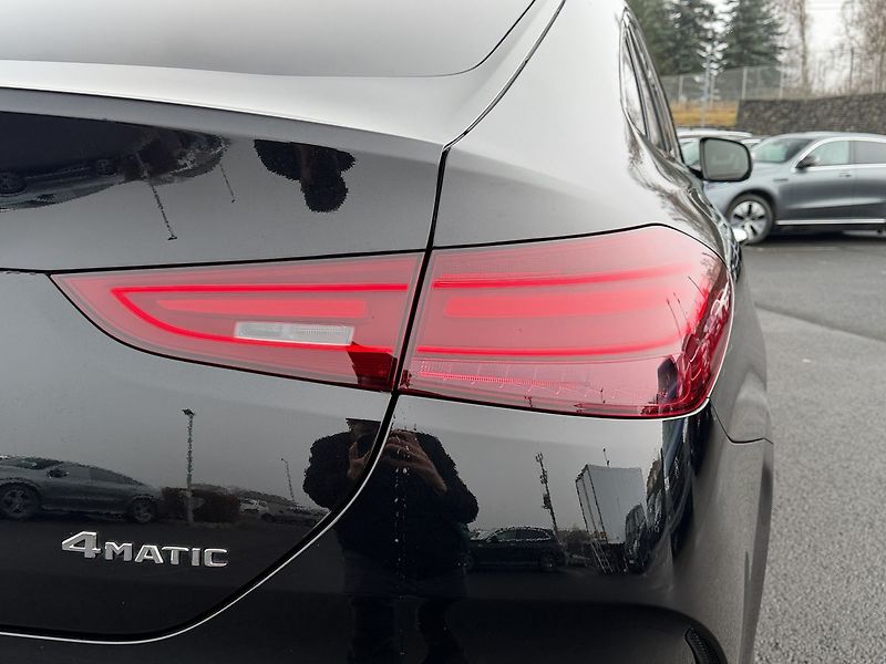 Mercedes-Benz GLE 450d 4MATIC AMG NIGHT - fotka 13 z 36