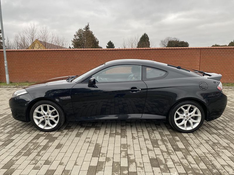 Hyundai Coupé (2007) 2.0i FX FULL, NAJETO 70TIS.KM! - fotka 2 z 42